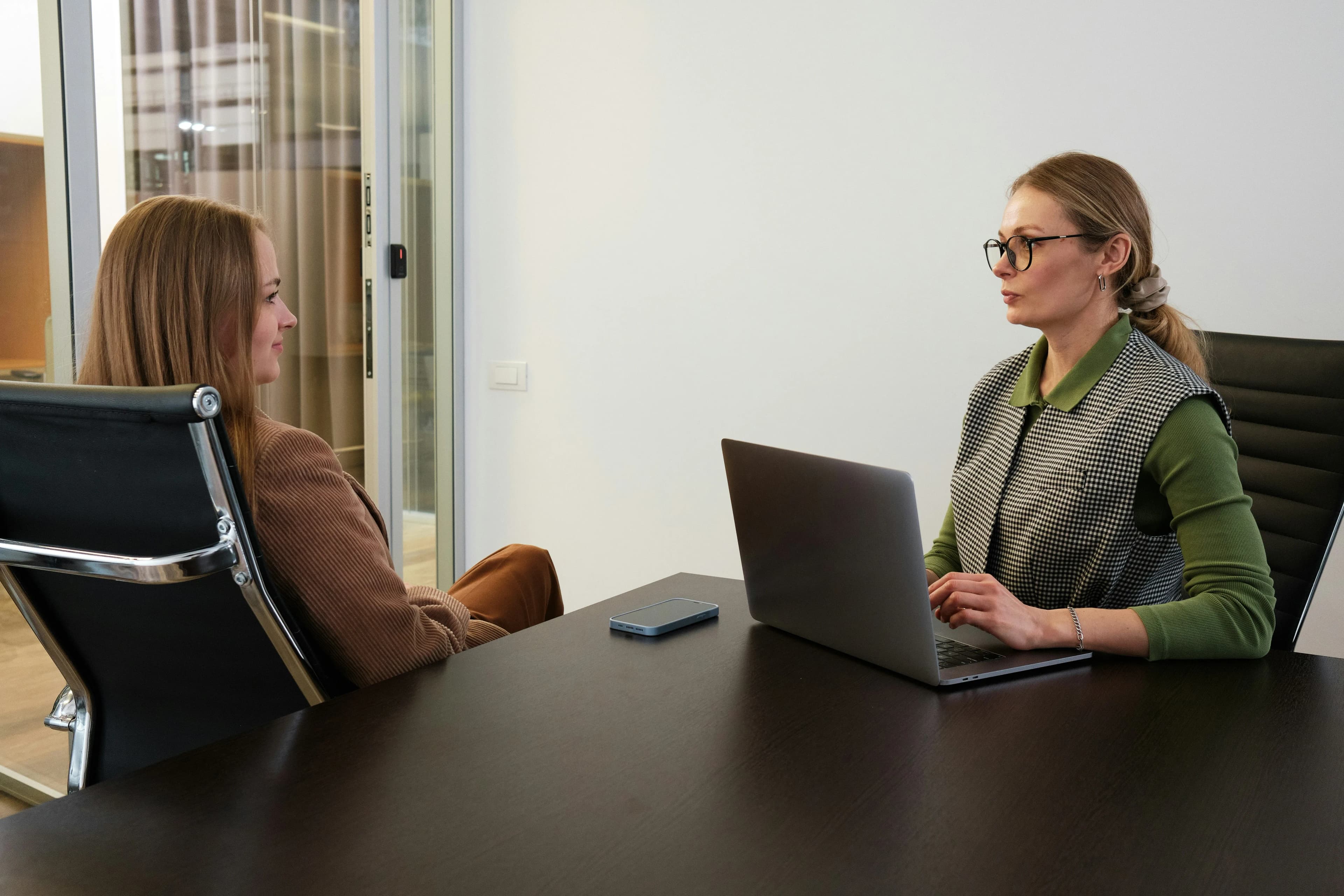 stakeholder-interviews-1.webp